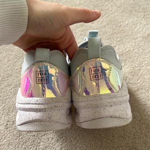 Cloves | Shoes | Limited Edition 222 Holographic Cloves | Poshmark